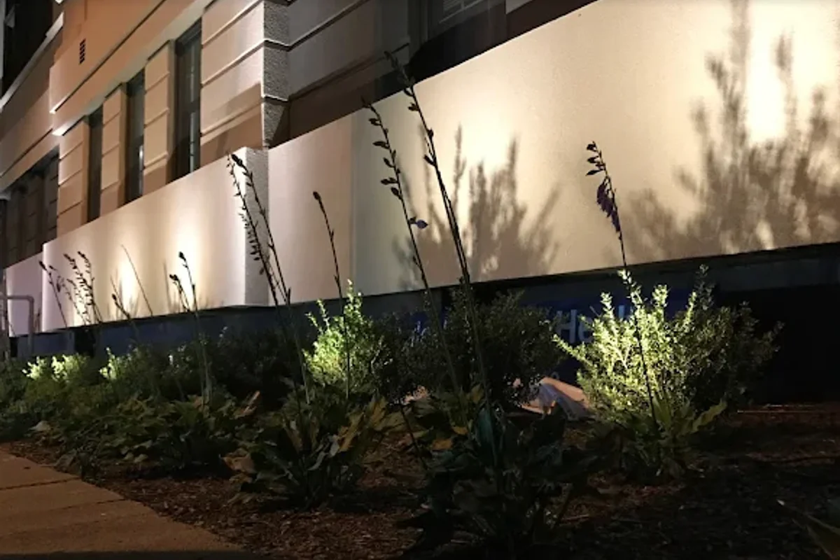 Building landscape lighting